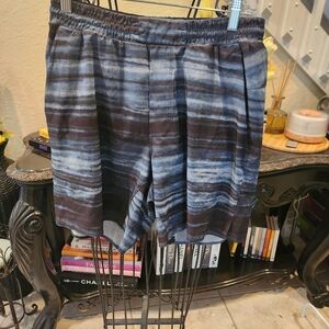 Lululemon men Shorts Size M